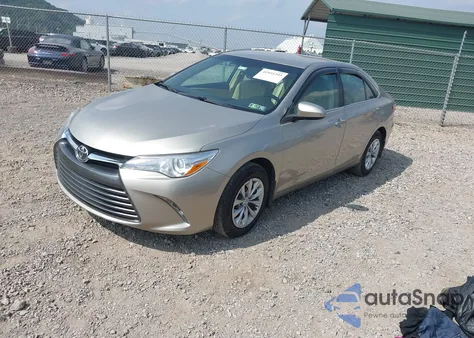 2017 Toyota Camry Le из США, поврежденный, VIN 4T1BF1FK6HU655639